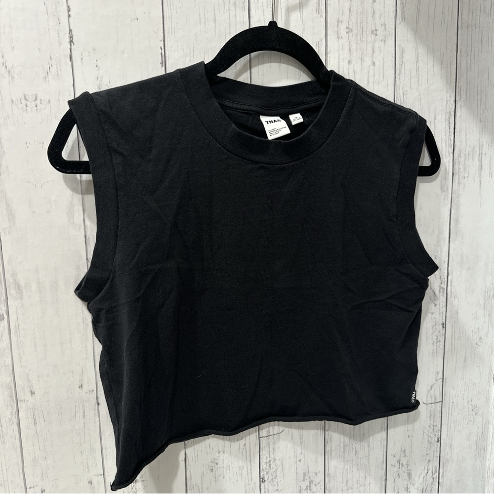 TNA black cropped shirt